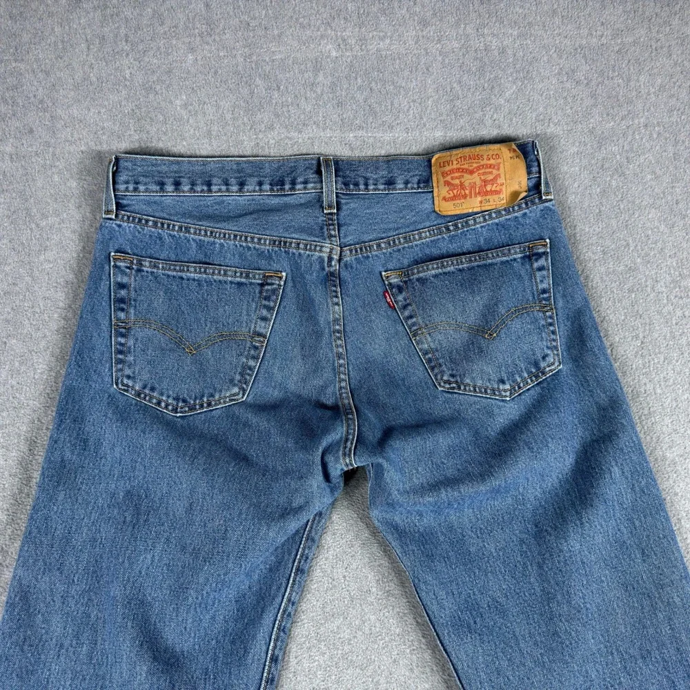 Levis 501 Mens Jeans Tag 34x34 Fits 36x34 Blue Denim Button Fly Straight Cotton